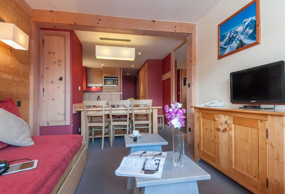Residence Pierre & Vacances Premium Les Crets Les Allues Exteriör bild